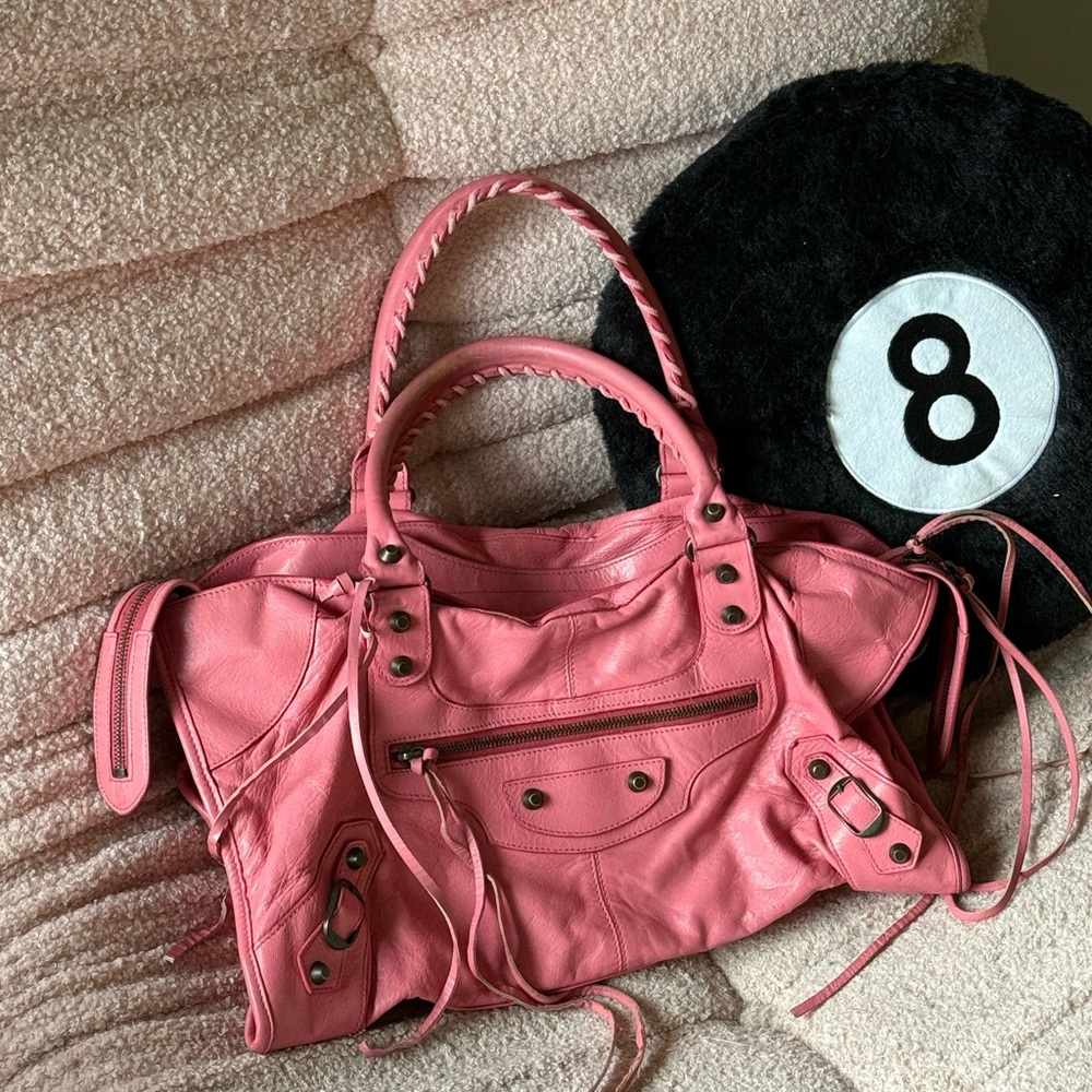 Balenciaga Agneau Classic Part Time Handbag in Pink